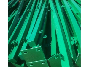 双边丝护栏网方立柱12