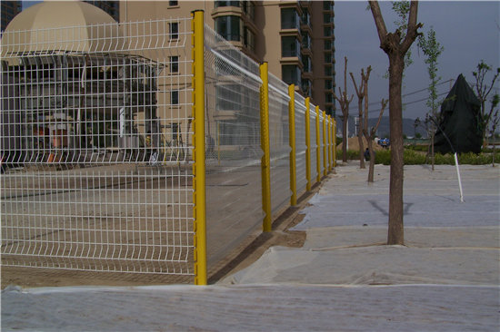 桃型柱护栏网系列11