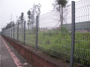 桃型柱护栏网系列12